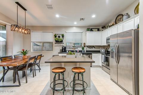 535 E Creosote Dr, Phoenix, AZ 85085 photo 8
