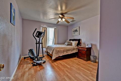 3217 W Sahuaro Dr, Phoenix, AZ 85029 photo 9