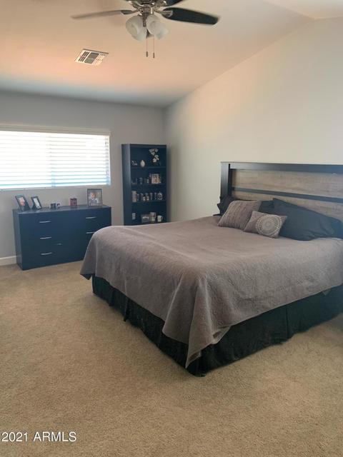 821 S Capistrano Dr, Gilbert, AZ 85233 photo 7