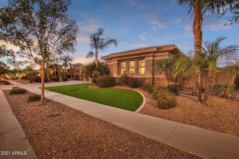 4526 E Cavalry Dr, Gilbert, AZ 85297 photo 1