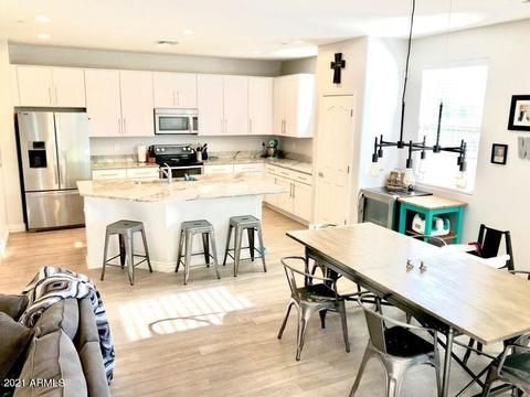 4739 E Betty Elyse Ln, Phoenix, AZ 85032 photo 2