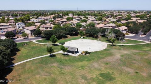 4151 E Santa Fe Ln, Gilbert, AZ 85297 photo 3