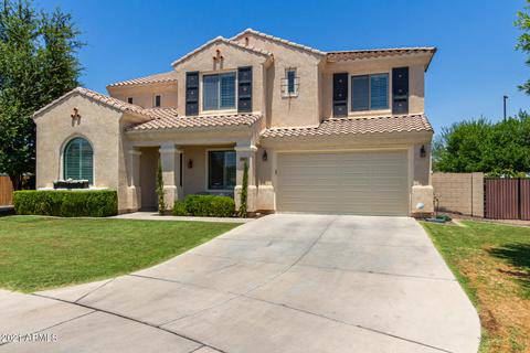 1542 E Bluebird Ct, Gilbert, AZ 85297 photo 2