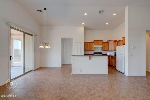 8311 S 23rd Pl, Phoenix, AZ 85042 photo 4