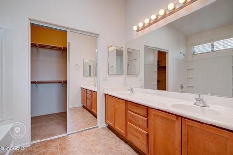 8311 S 23rd Pl, Phoenix, AZ 85042 photo 6