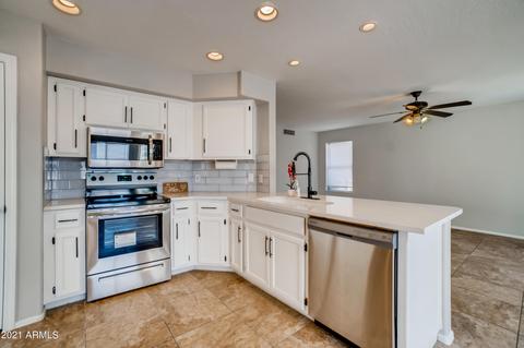 3037 E Wagoner Rd, Phoenix, AZ 85032 photo 4