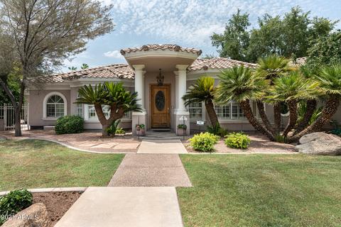 4611 E Garnet Cir, Mesa, AZ 85206 photo 2