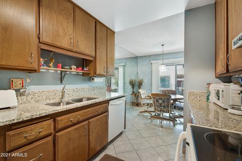 5525 E Thomas Rd #H8, Phoenix, AZ 85018 photo 9