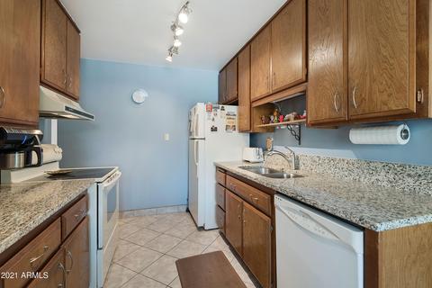 5525 E Thomas Rd #H8, Phoenix, AZ 85018 photo 7