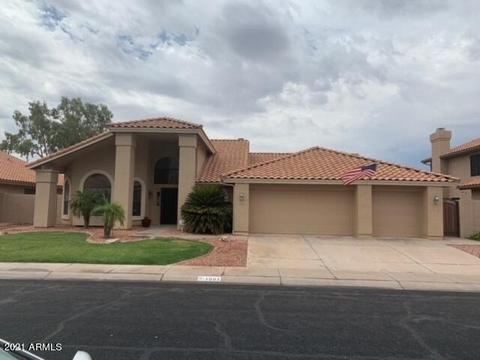 1007 W Iris Dr, Gilbert, AZ 85233 photo 1