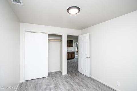 929 E Harwell Rd, Gilbert, AZ 85234 photo 5