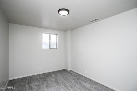 929 E Harwell Rd, Gilbert, AZ 85234 photo 6