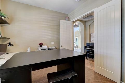 3933 E Patrick Ln, Phoenix, AZ 85050 photo 23