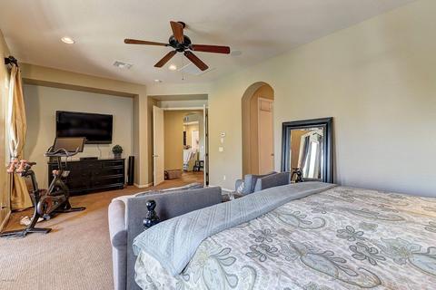 3933 E Patrick Ln, Phoenix, AZ 85050 photo 12