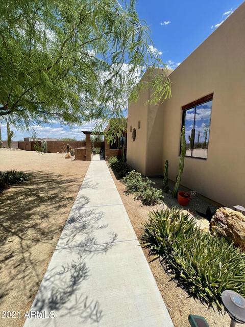 1315 E Tumbleweed Dr, Phoenix, AZ 85085 photo 4