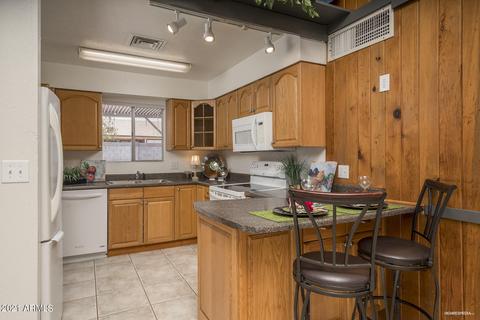 4013 E Apollo Rd, Phoenix, AZ 85042 photo 4