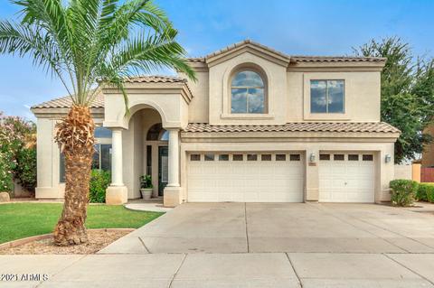 2911 Estrella Ct, Gilbert, AZ 85296 photo 1