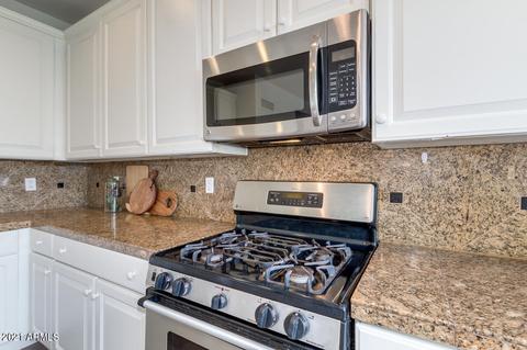 2911 Estrella Ct, Gilbert, AZ 85296 photo 9