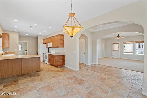 832 E Maddock Rd, Phoenix, AZ 85086 photo 9
