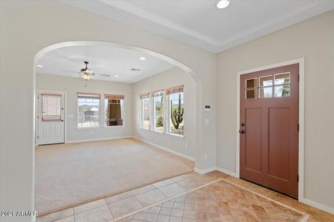 832 E Maddock Rd, Phoenix, AZ 85086 photo 3