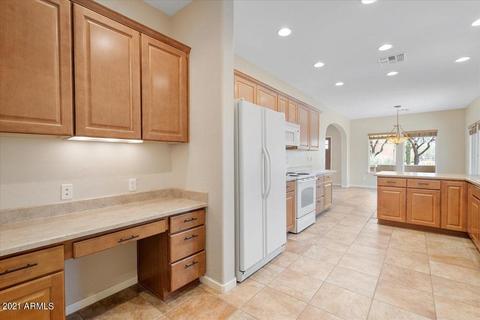 832 E Maddock Rd, Phoenix, AZ 85086 photo 12