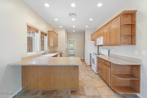 832 E Maddock Rd, Phoenix, AZ 85086 photo 10