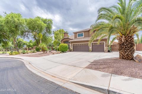 2560 S Birch St, Gilbert, AZ 85295 photo 2