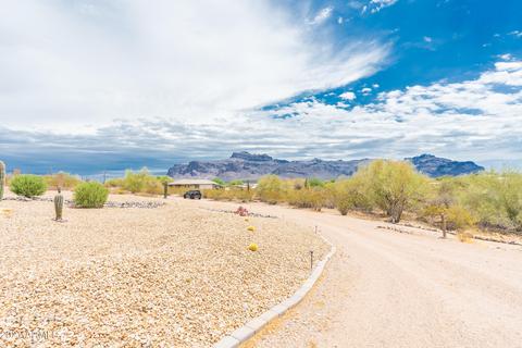 2050 S Marlow Rd, Apache Junction, AZ 85119 photo 4