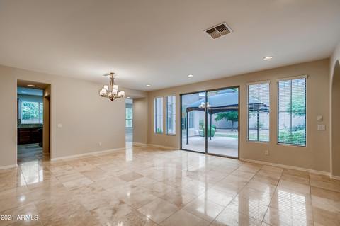 3756 E Donald Dr, Phoenix, AZ 85050 photo 4