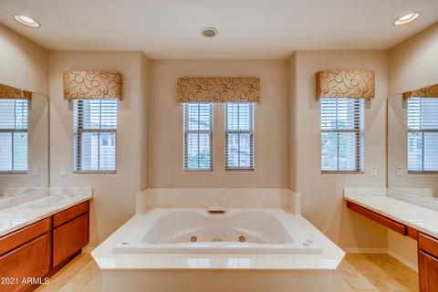 3756 E Donald Dr, Phoenix, AZ 85050 photo 13