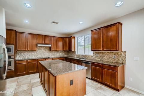 3756 E Donald Dr, Phoenix, AZ 85050 photo 9