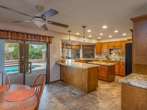 2261 E Jensen St, Mesa, AZ 85213 photo 9
