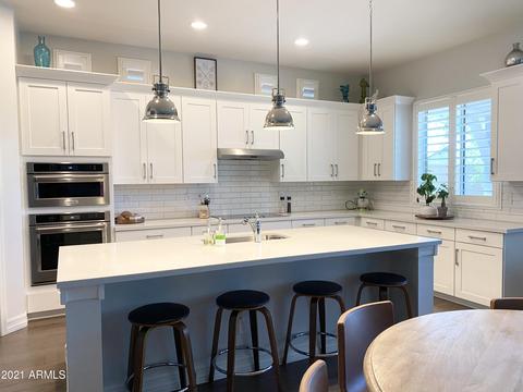861 E Vermont Dr, Gilbert, AZ 85295 photo 3