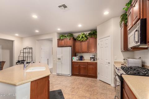 10846 E Bella Via, Mesa, AZ 85212 photo 8
