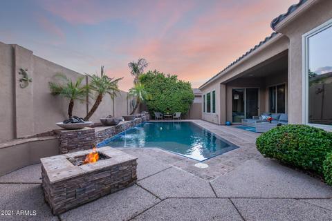 1917 E Desert Ln, Phoenix, AZ 85042 photo 2