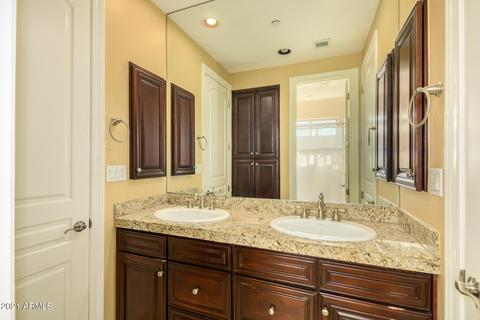3964 Expedition Way, Phoenix, AZ 85050 photo 39