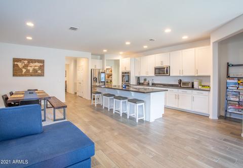 2307 E Branham Ln, Phoenix, AZ 85042 photo 13
