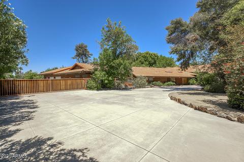 8050 N 3rd Ave, Phoenix, AZ 85021 photo 4