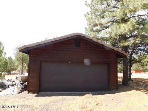 2289 E Spad Cir, Overgaard, AZ 85933 photo 8