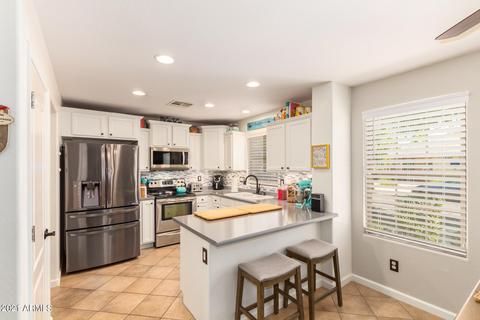2834 E Megan St, Gilbert, AZ 85295 photo 11