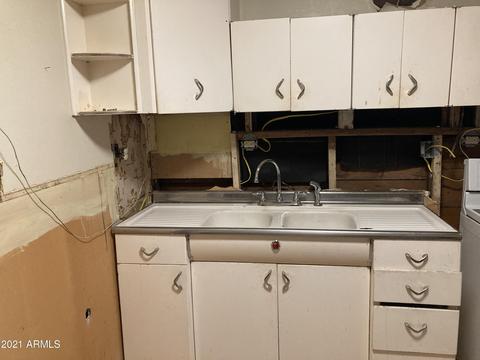 89 N Pittsburg Ave, Bisbee, AZ 85603 photo 10