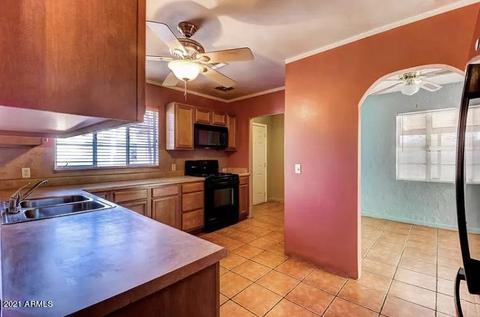 4613 N 11th Pl, Phoenix, AZ 85014 photo 9