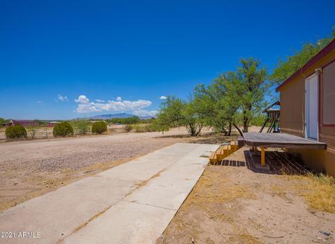 1130 E Morris Ln, Benson, AZ 85602 photo 3