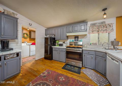 1130 E Morris Ln, Benson, AZ 85602 photo 9
