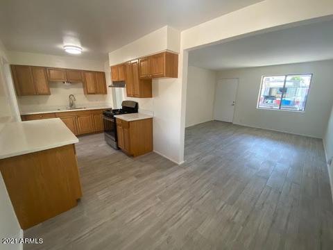 8227 N 8th Pl, Phoenix, AZ 85020 photo 5