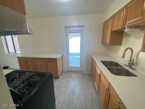 8227 N 8th Pl, Phoenix, AZ 85020 photo 8