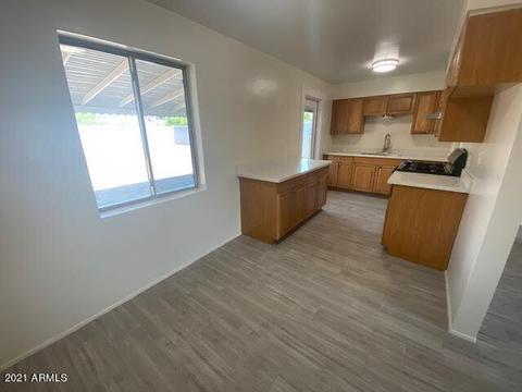8227 N 8th Pl, Phoenix, AZ 85020 photo 6
