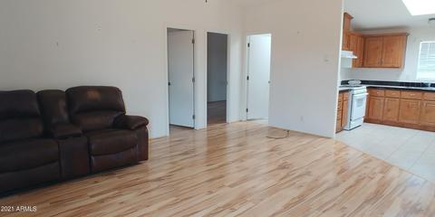 5897 E Dakota Rd, Hereford, AZ 85615 photo 2