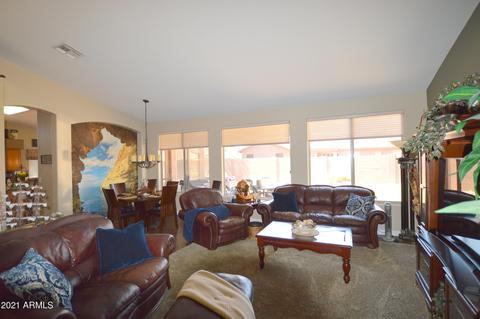 170 W Baylor Ln, Gilbert, AZ 85233 photo 3