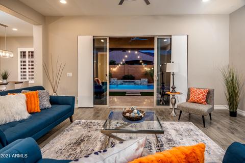 969 E Hampton Ln, Gilbert, AZ 85295 photo 2